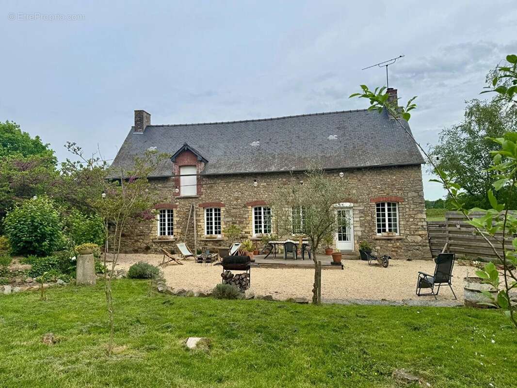 Maison à LOUVIGNE-DE-BAIS