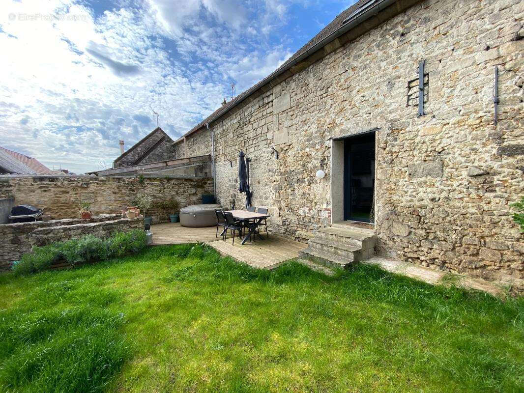 Maison à LAIGNEVILLE
