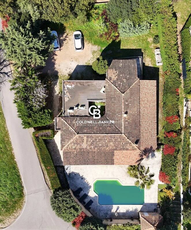 Maison à LES ADRETS-DE-L&#039;ESTEREL