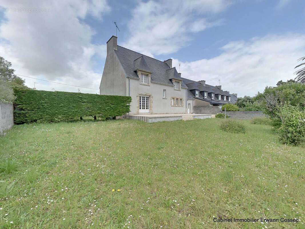 Maison à GUILVINEC