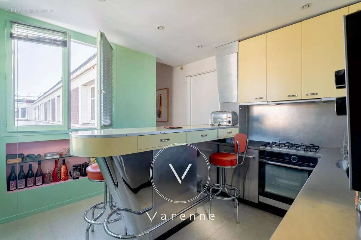 Appartement à PARIS-7E