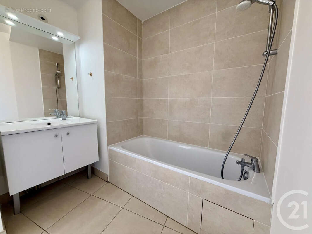 Appartement à FONTAINEBLEAU