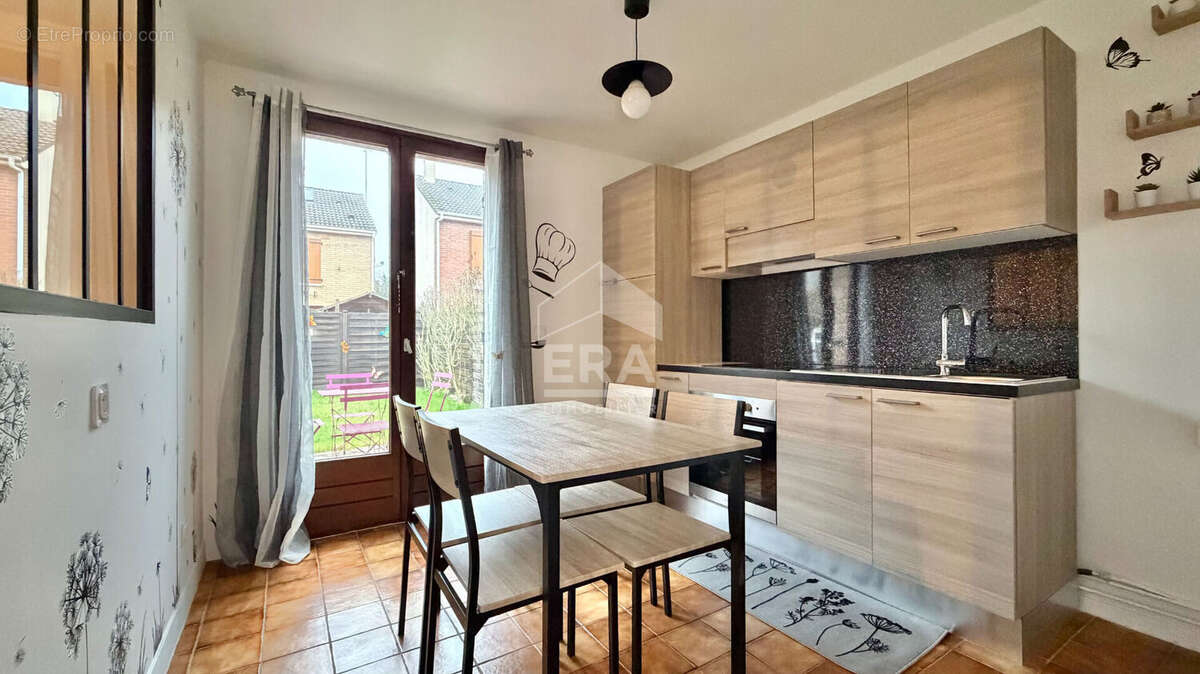 Maison à CORBEIL-ESSONNES