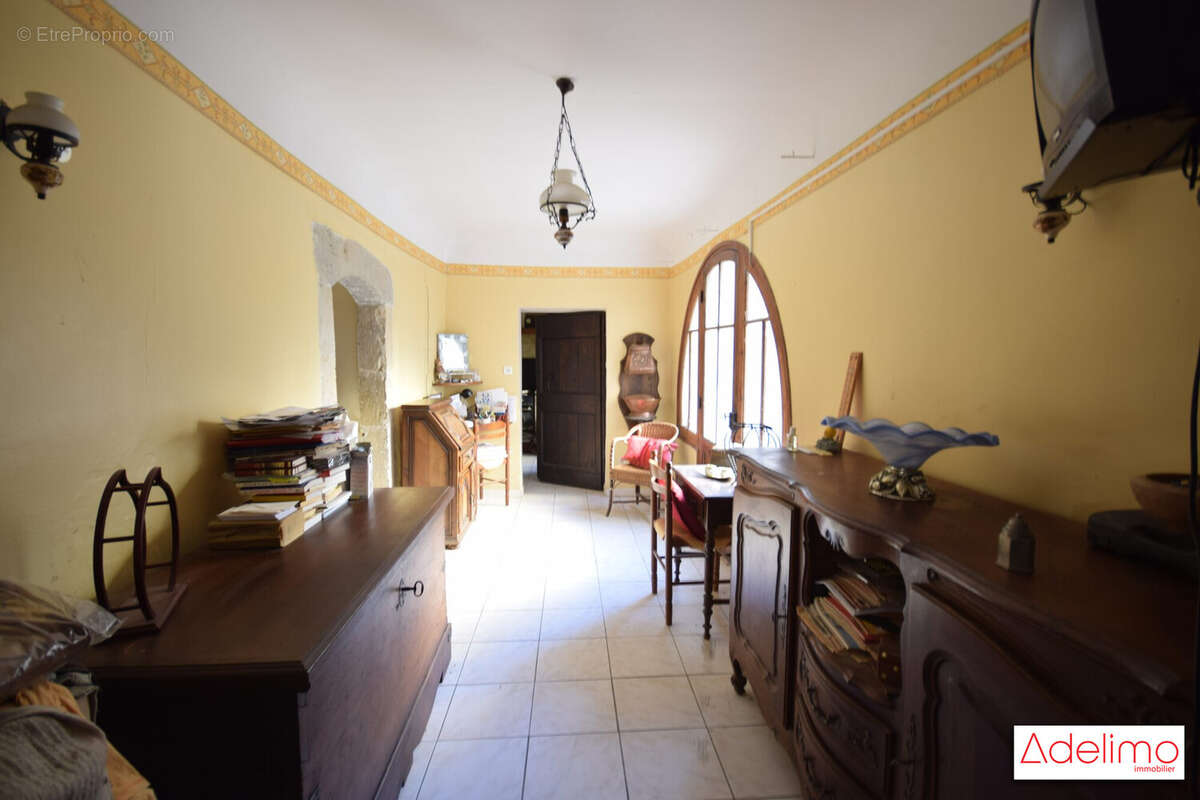 Maison à GENERARGUES