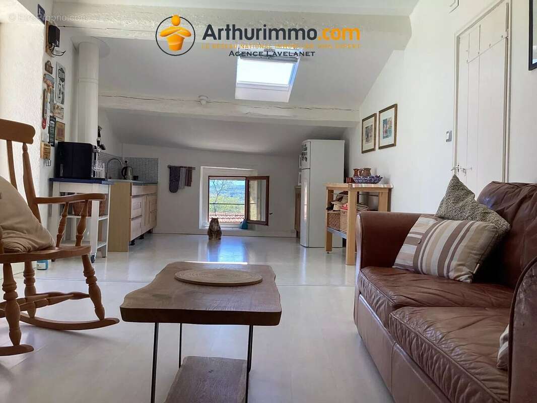 Superbe maison de village de 203 m² avec piscine, 4/5 chambres. - photo 8