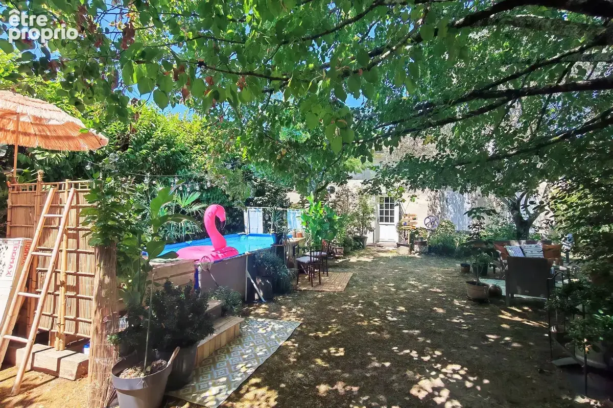 Maison à SAINT-ROMAIN-LA-VIRVEE