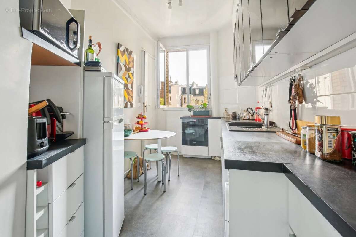 Appartement à PARIS-7E