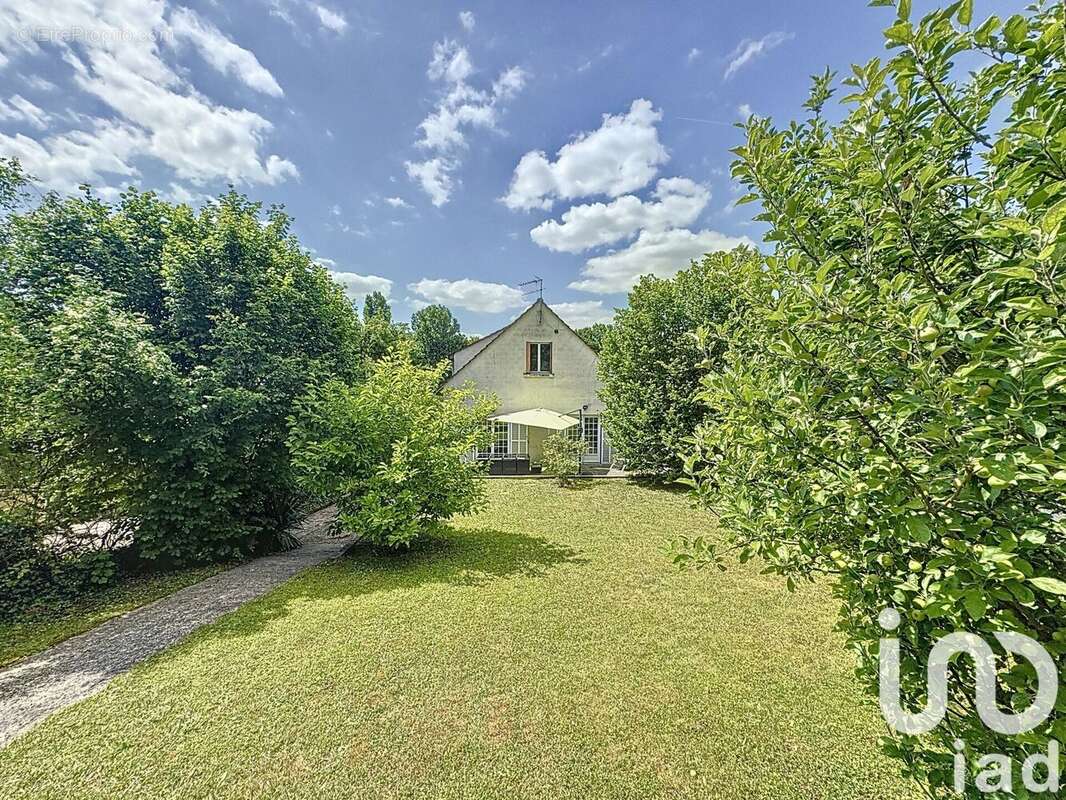 Maison 165 m² à Meaux  - photo 2