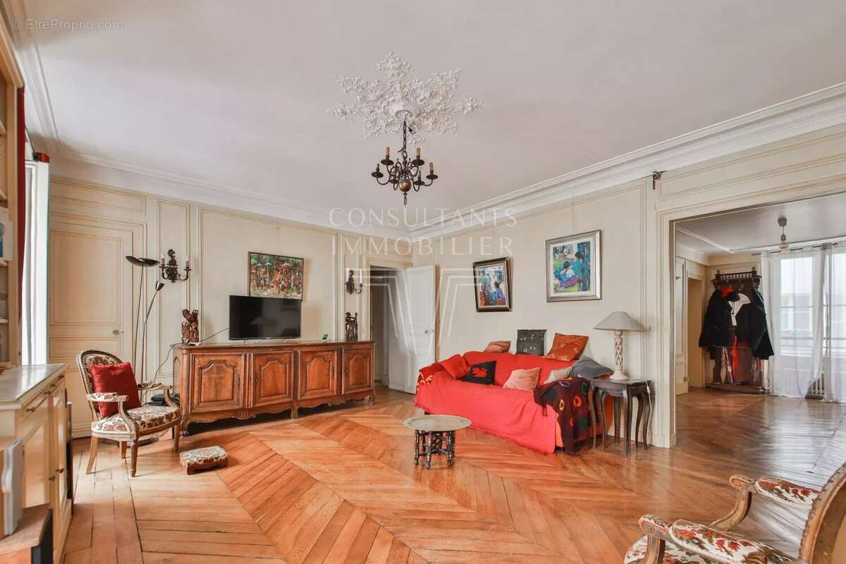 Appartement à PARIS-6E