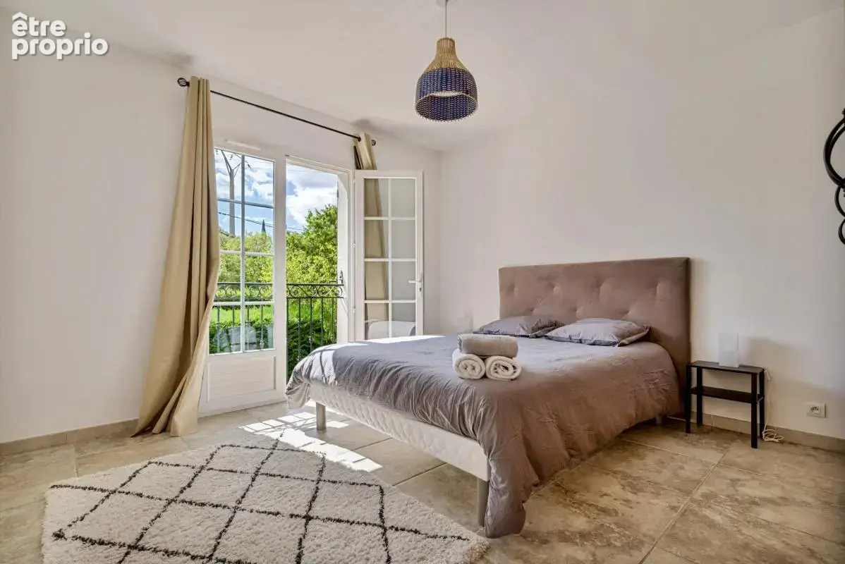 Maison 221 m² à Aix-En-Provence  - photo 6