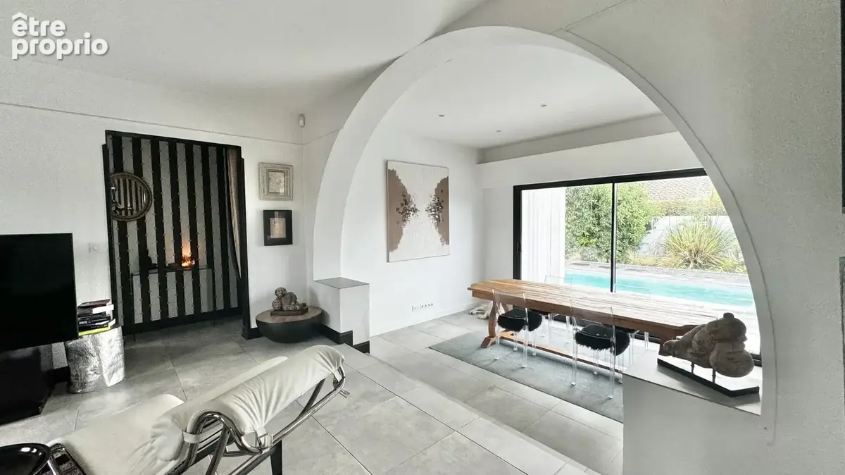 Maison avec 3 logements, piscine sur terrain de 837 m² à Soorts-Hossegor  200 m²  8 pièces  Proche centre et plages - photo 8