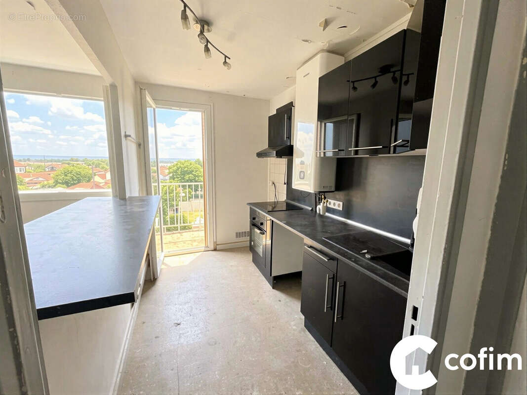 Appartement 51 m² à Tarbes  - photo 8