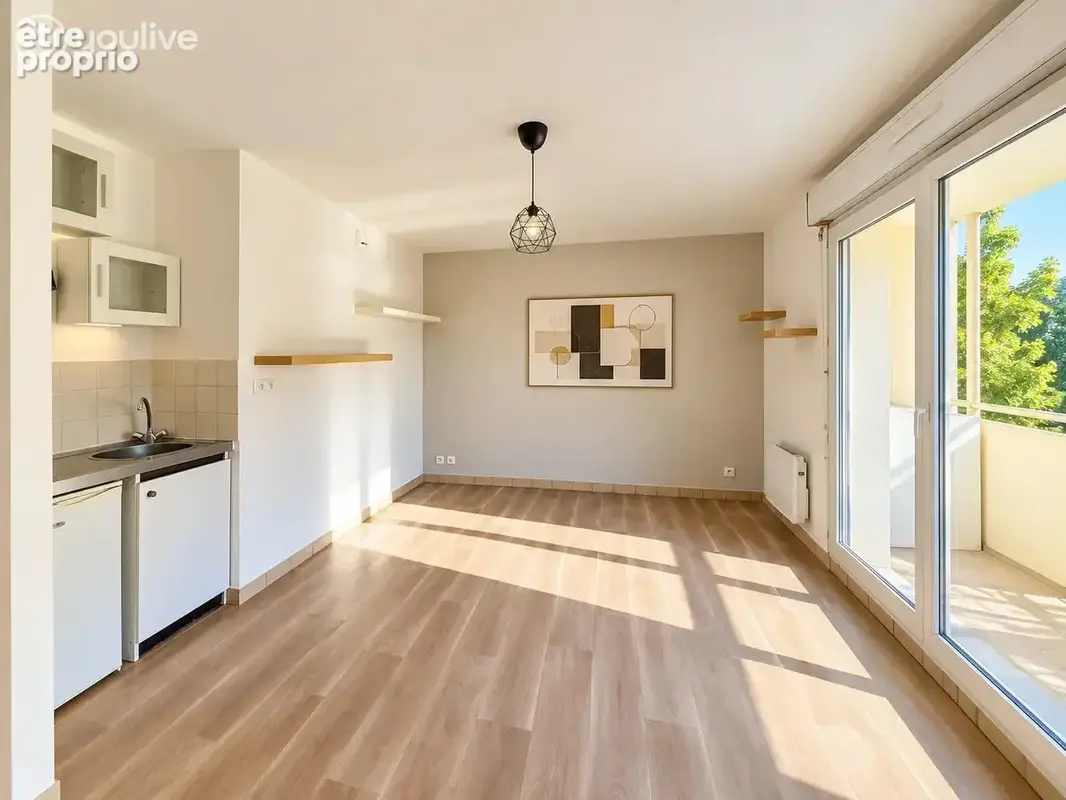 Studio avec balcon et cave- Rond-Point de Paris Nantes - photo 4