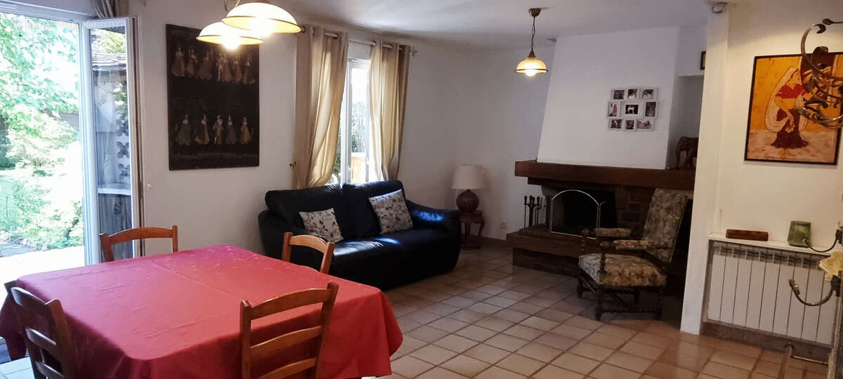 Maison à MITRY-MORY