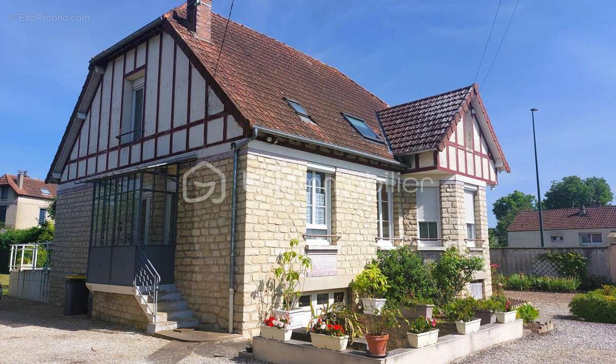 Belle maison sénonaise au charme authentique - photo 11