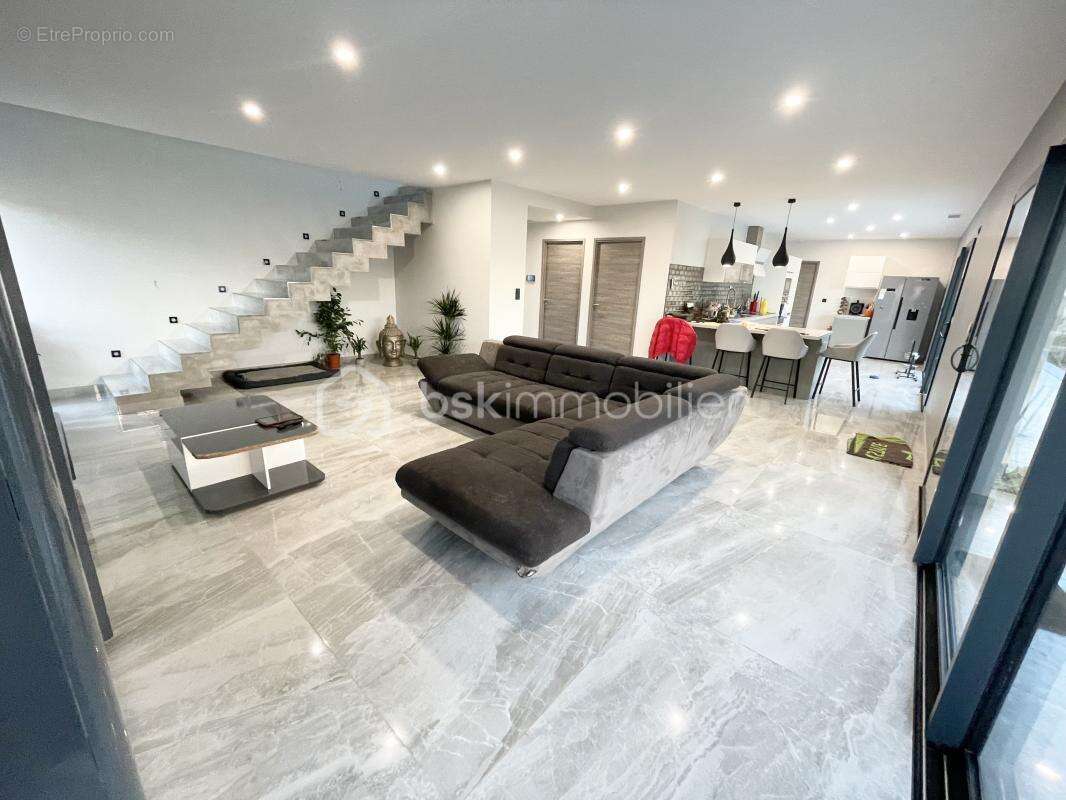 Villa  2022 4 faces- terrain de 550 m2 - garage – 3 chambres - photo 3