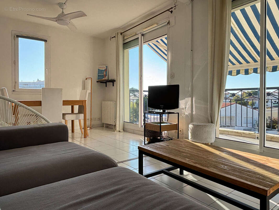 Appartement à VAUX-SUR-MER