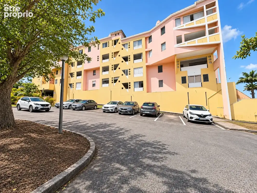 T2 avec Terrasse - Vue Mer - Terreville, Schoelcher - photo 16