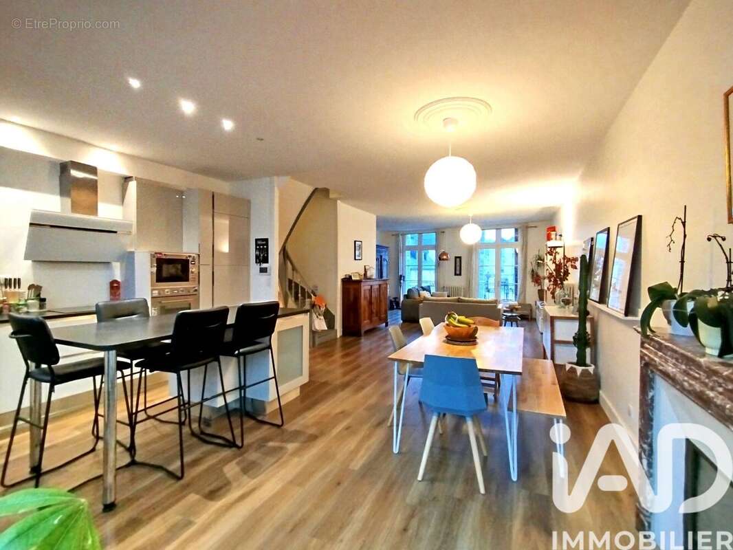 Photo 3 - Maison à CHINON