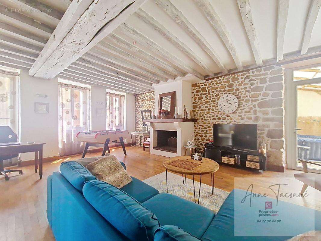 Maison 245 m² à Etampes  - photo 4
