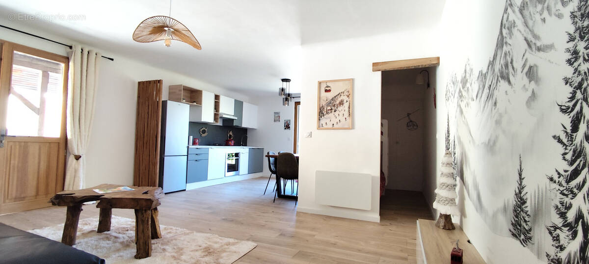 Appartement à PELVOUX