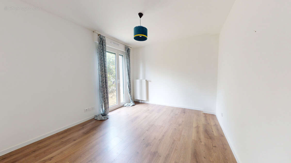 Appartement à HOUILLES