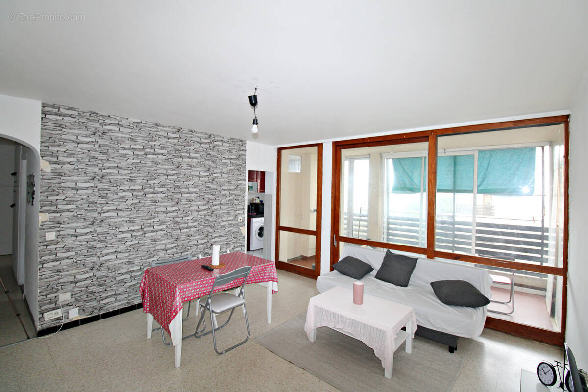 Appartement à LA VALETTE-DU-VAR