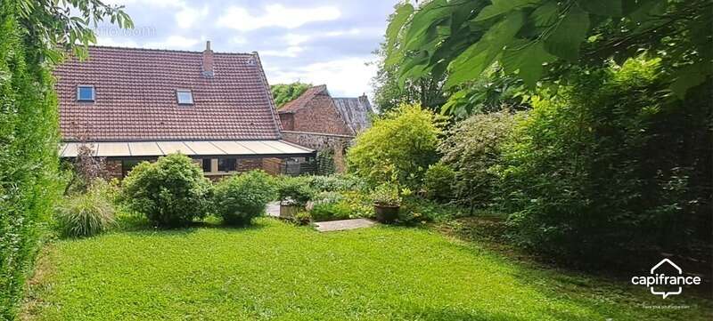 Maison à SEBOURG