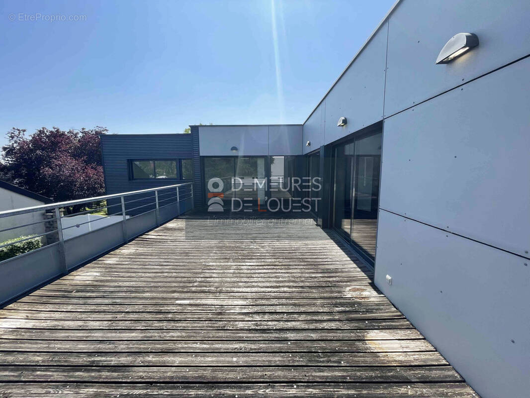 Commerce à SAINT-GREGOIRE