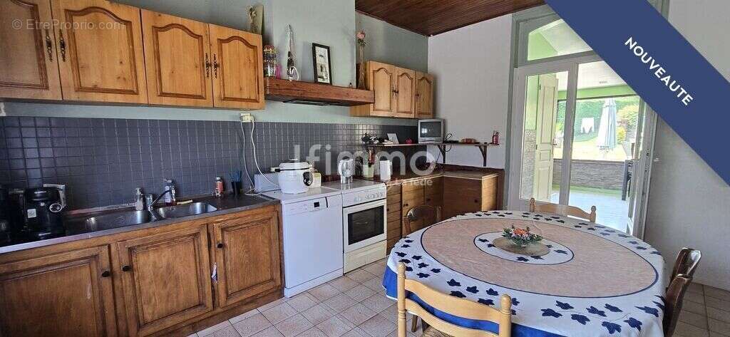 Propriété 6 pièces 174 m2 - photo 4