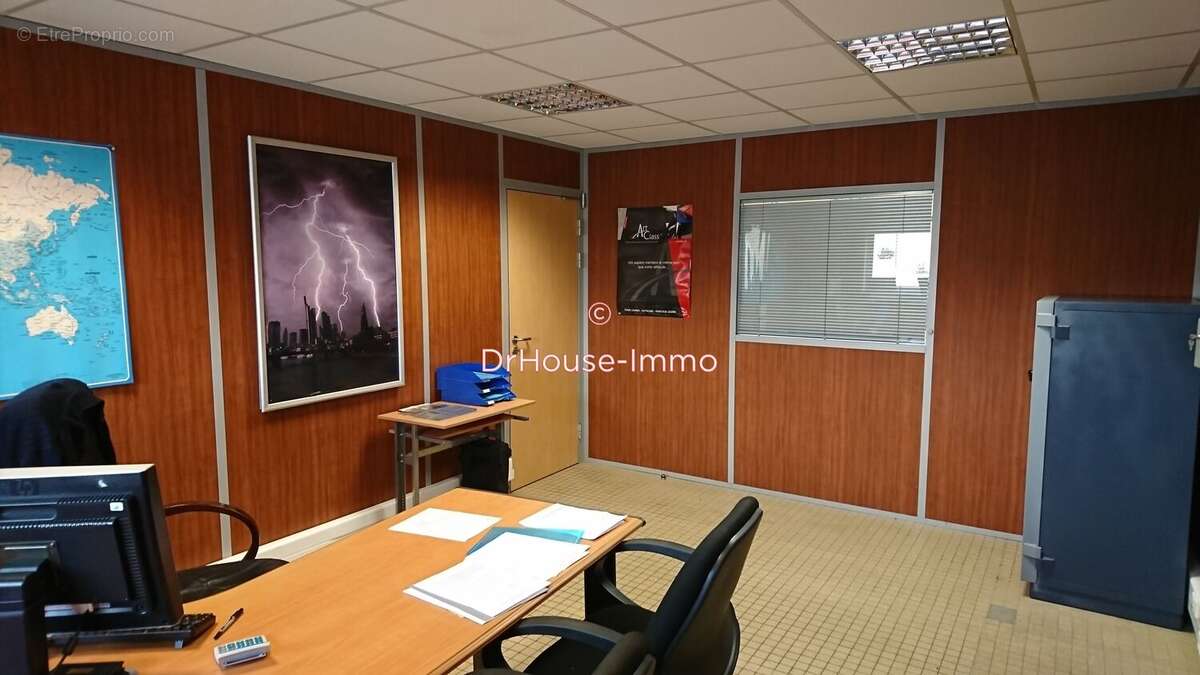 Commerce à SAINT-FLORENT-LE-VIEIL