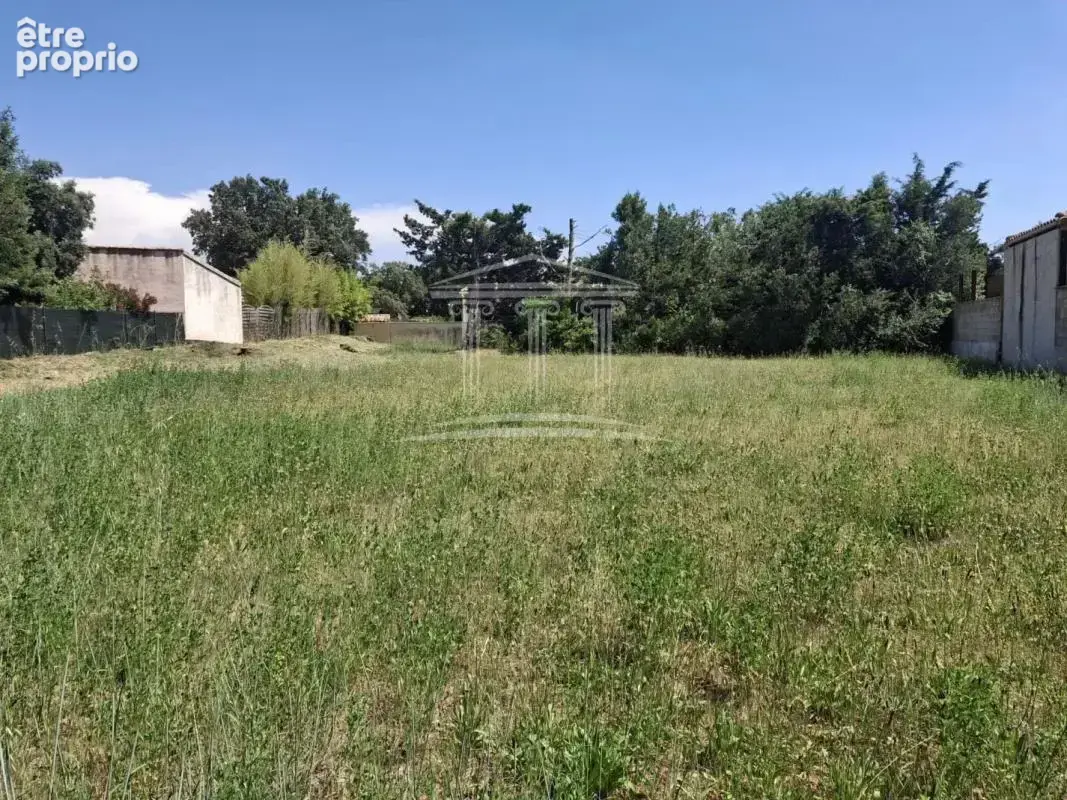 Terrain 1028 m² à Sorgues  - photo 2