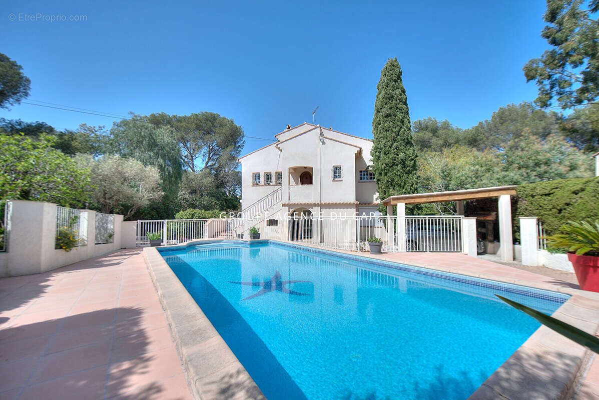 Appartement à SAINT-RAPHAEL