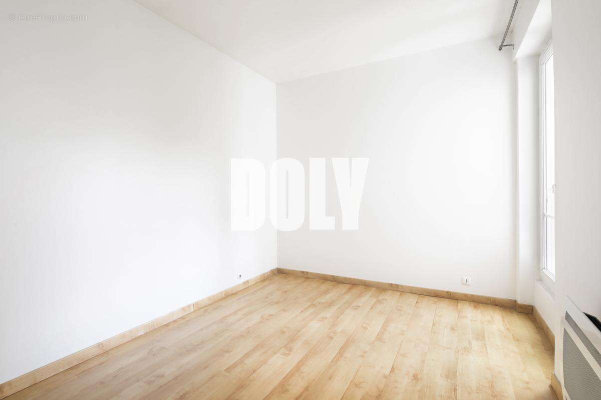 Appartement à PARIS-20E