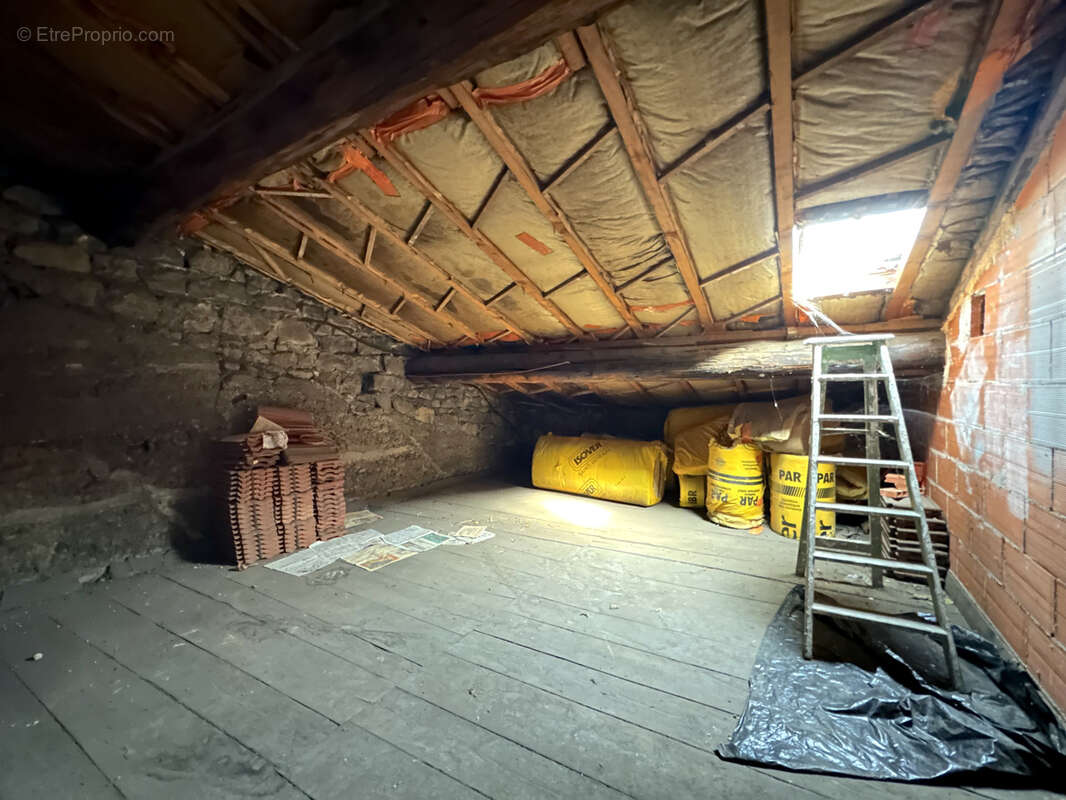 Appartement à LORETTE