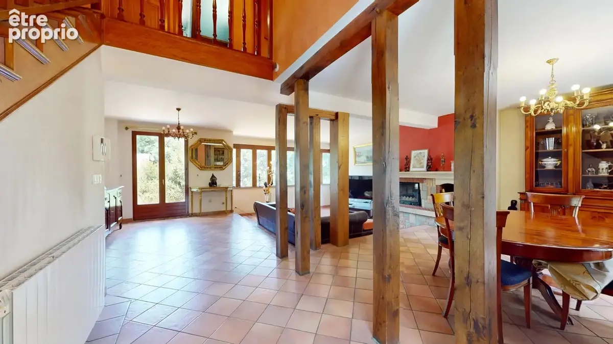 Maison 6 pièces 140 m² à vendre à Montfermeil (93370) - photo 3