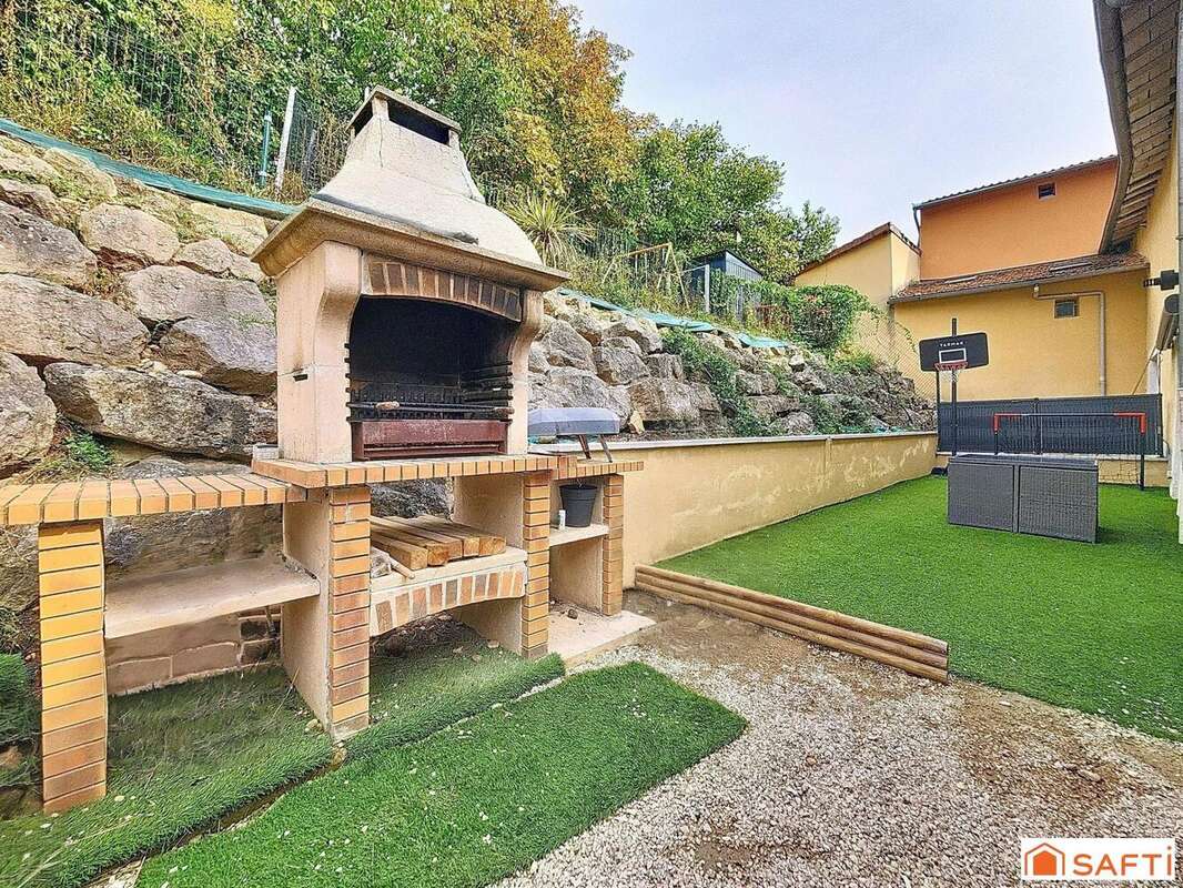 Photo 3 - Maison à SATHONAY-VILLAGE