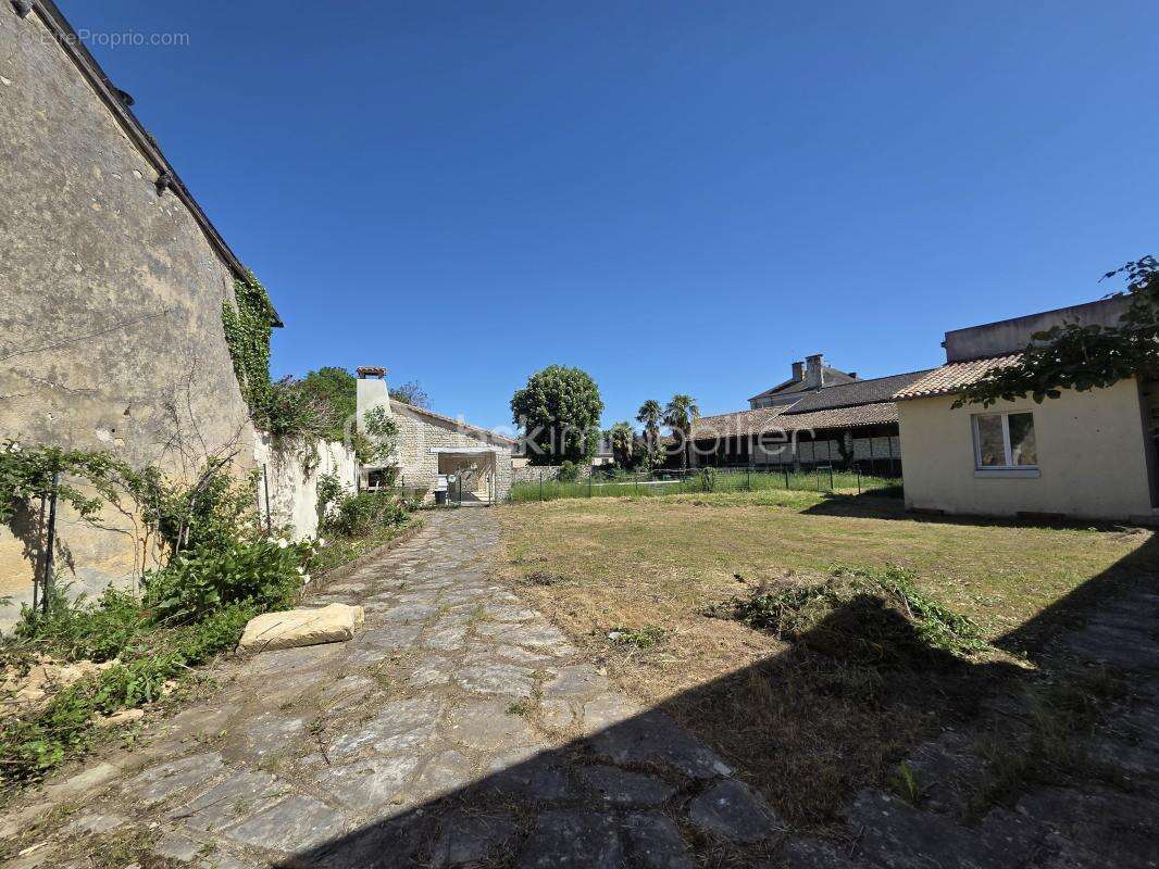 Maison à CHAUNAY