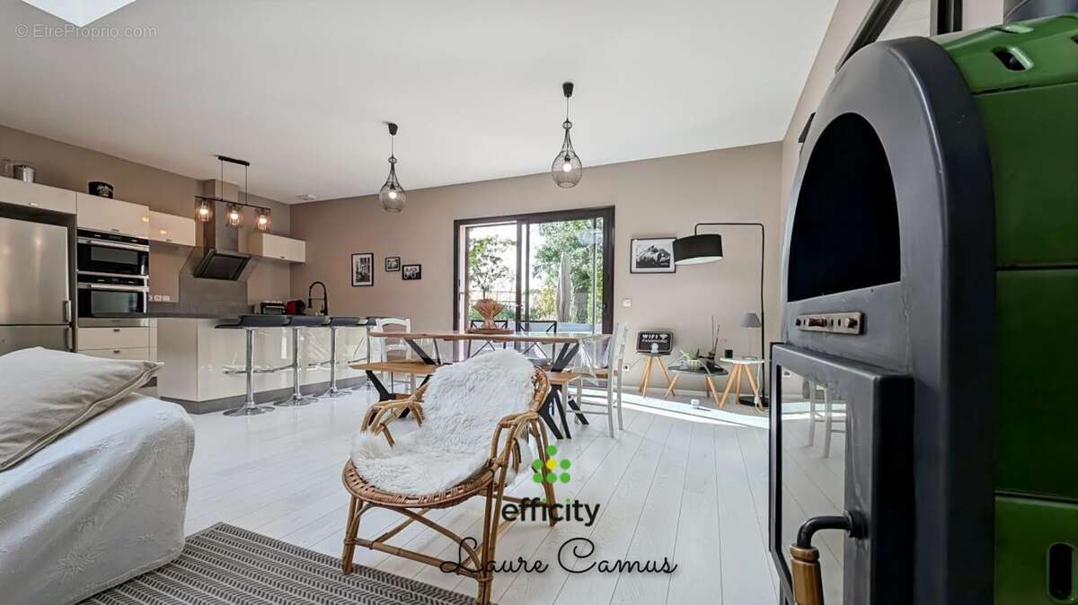 Maison à LE BERNARD