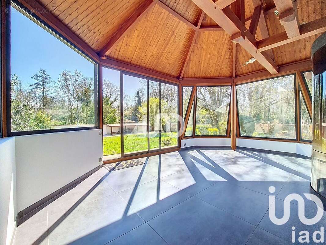 Photo 6 - Maison à TOUQUIN