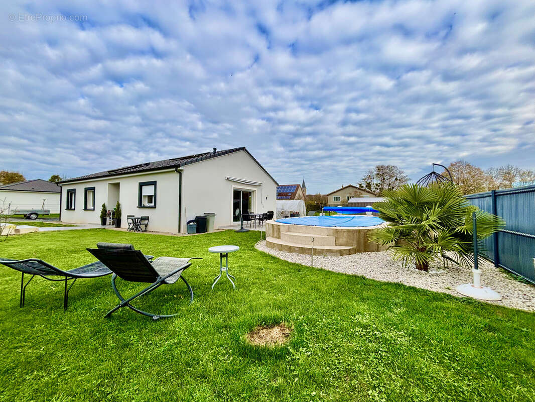 Maison à PARAY-LE-MONIAL