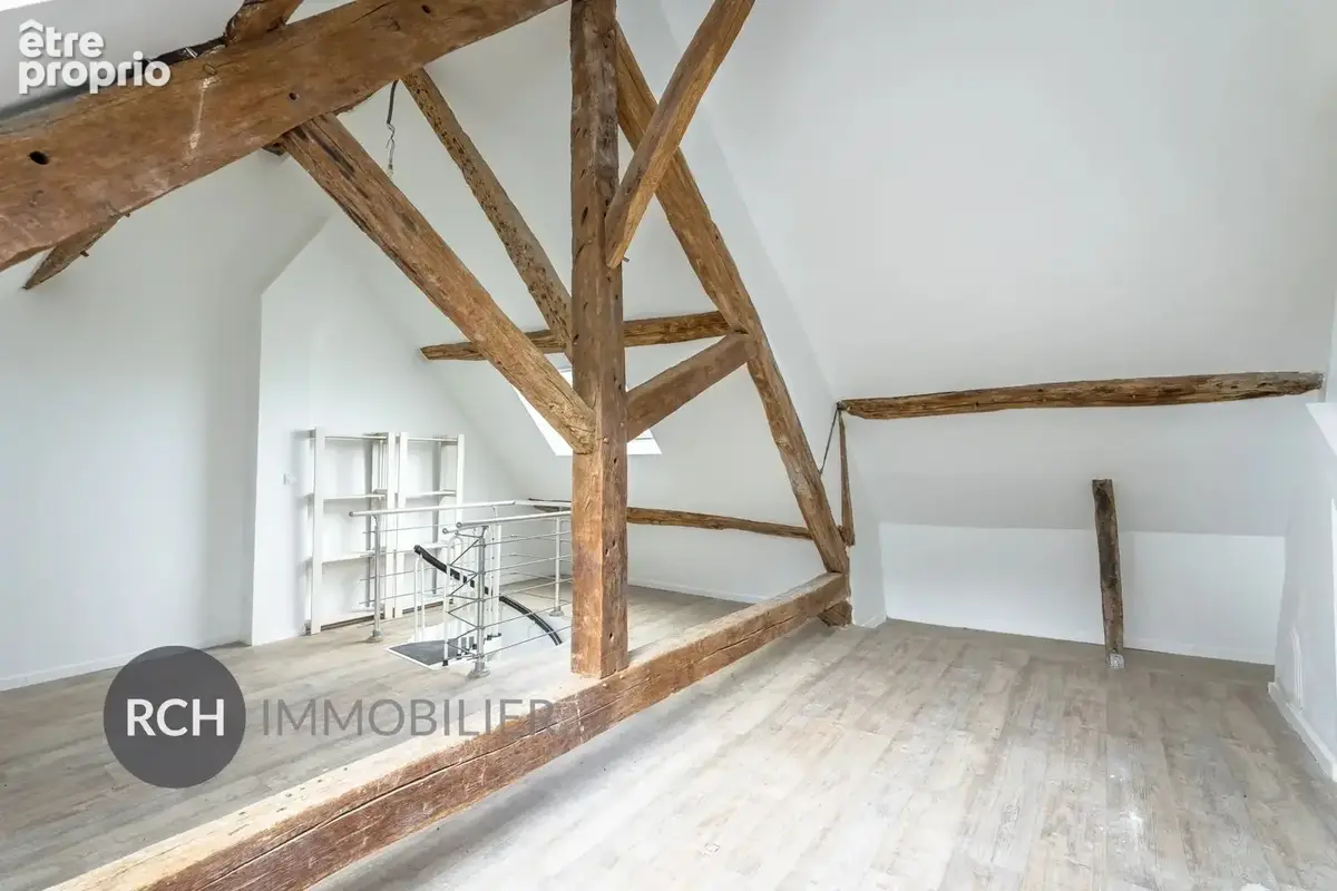 Montfort-l'Amaury - Duplex de 82,87m2 en plein coeur du centre historique - photo 12