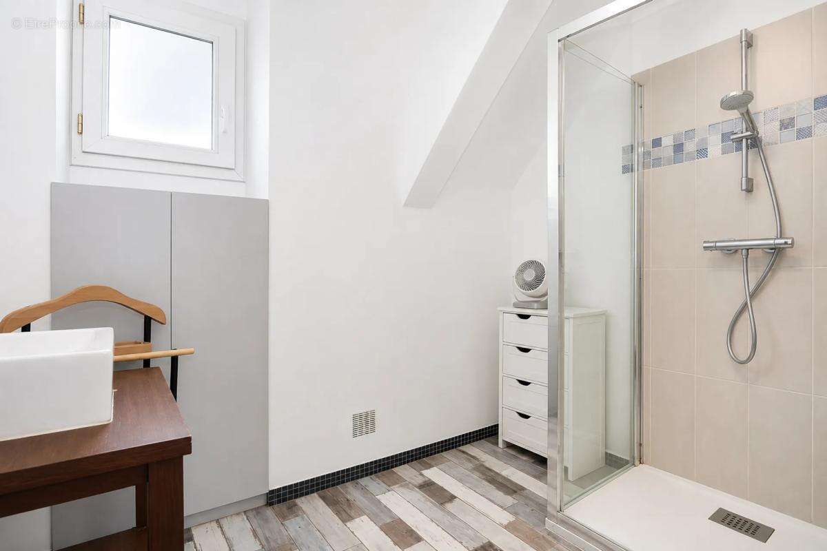 Maison lumineuse 7 pièces à Domagné - photo 12