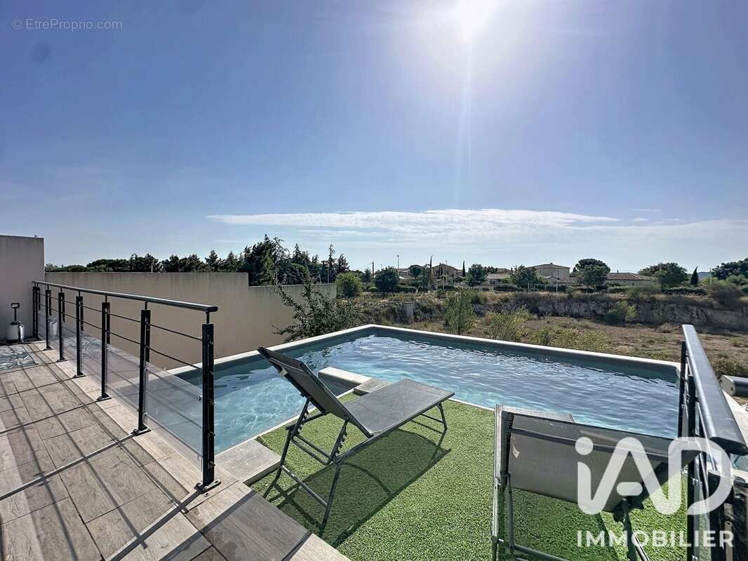 Maison 121 m² à Rochefort-Du-Gard  - photo 7