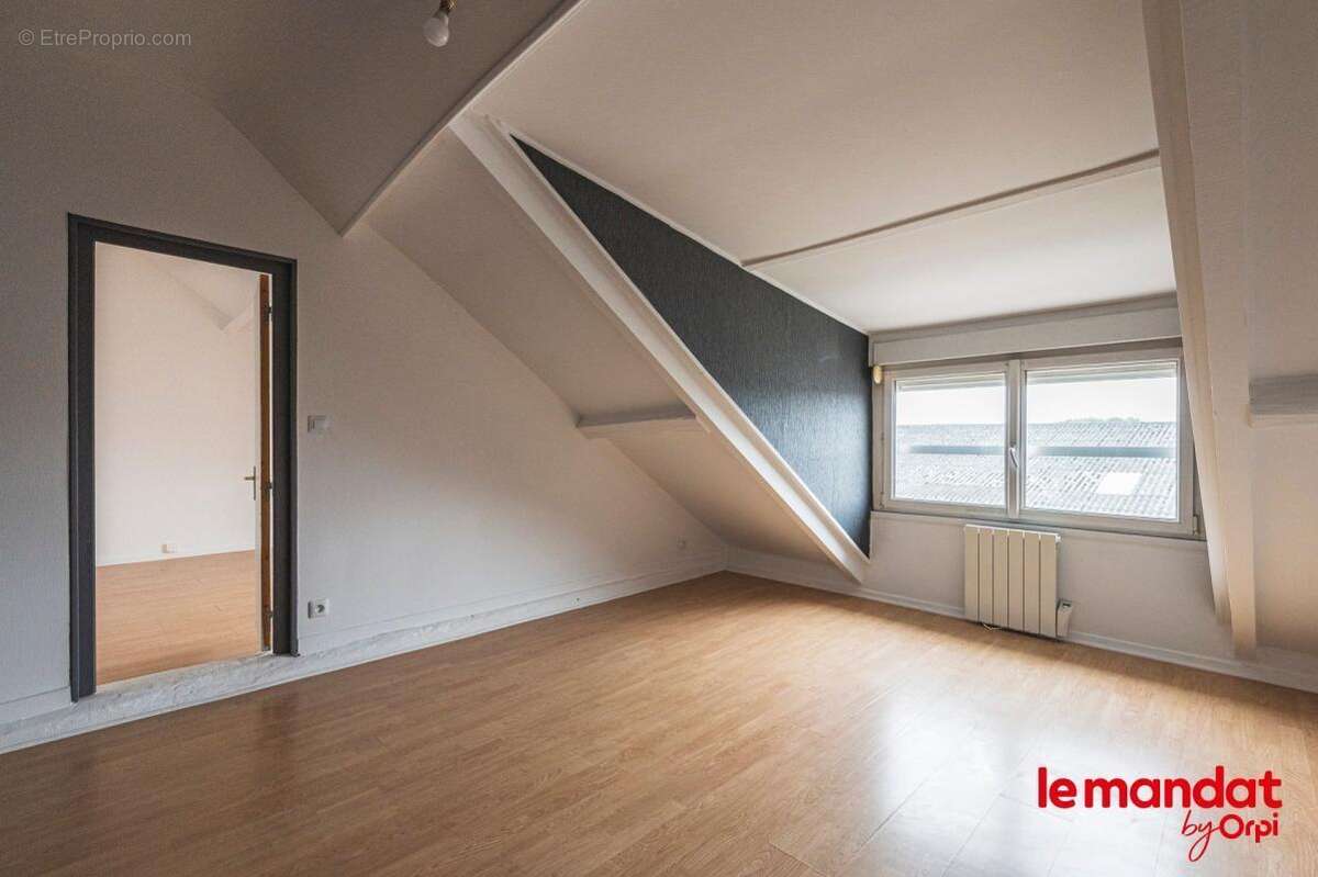 Appartement à SAINT-BRICE-COURCELLES