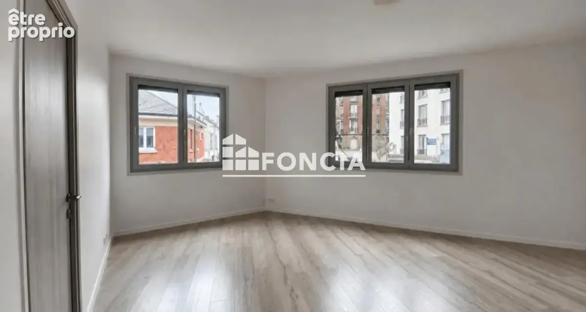 Appartement T4 Boulevard Michelet proche Centre Gare - photo 4
