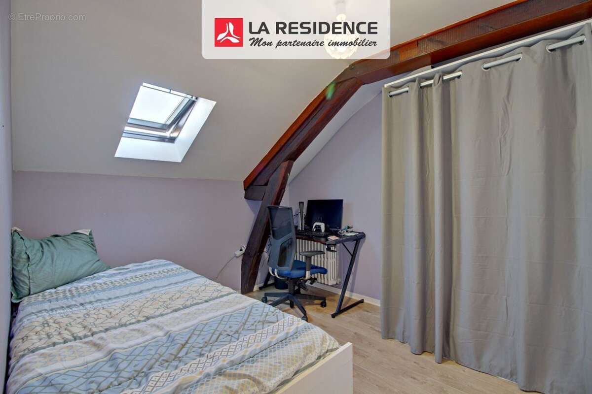 Maison à LES MUREAUX