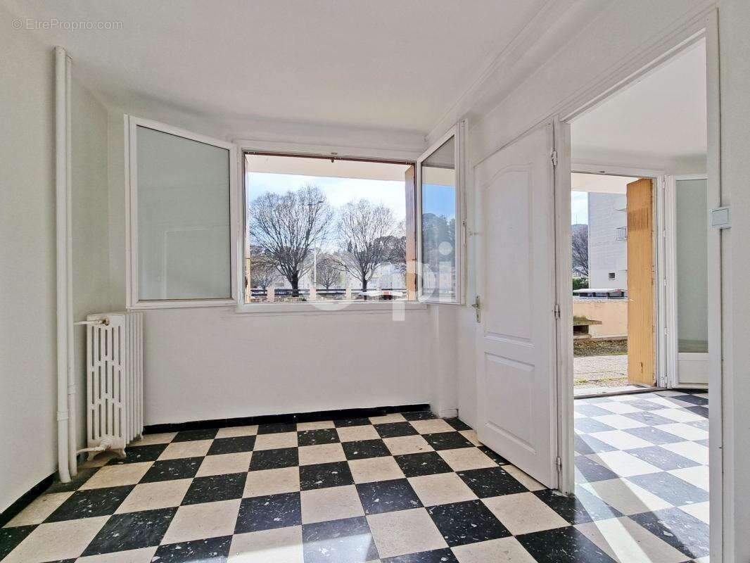 Appartement à ALES