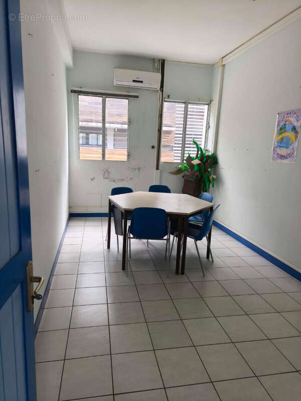 Opportunité d'Investissement ? Immeuble de Bureaux à Fort-de-France - photo 4