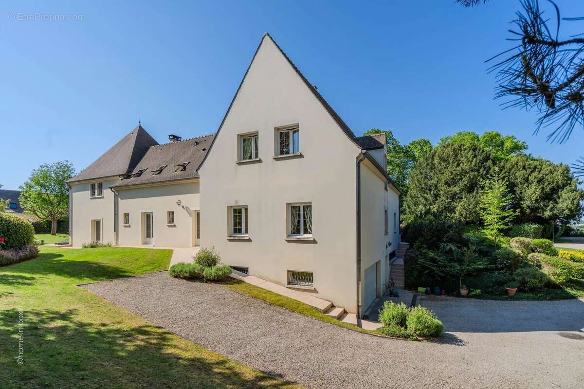 Maison à CHANTILLY